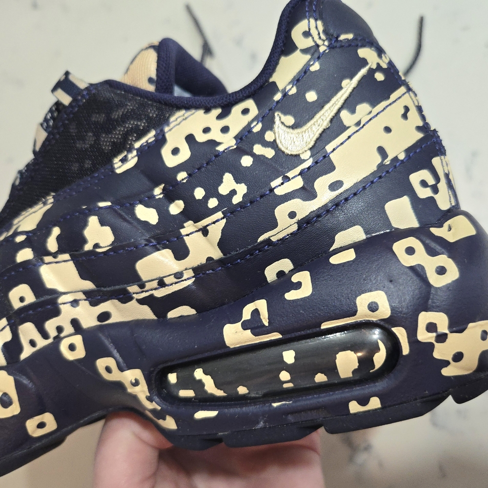 Nike Air Max 95 Men’s SZ.9 "Blackened Blue" Camo AV0765-400 New - Picture 16 of 16